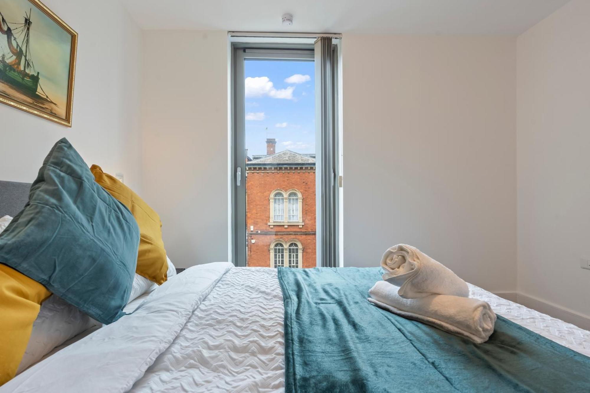 Heart Of City Centre Luxury Apartment With Secure Underground Parking Birmingham Eksteriør billede