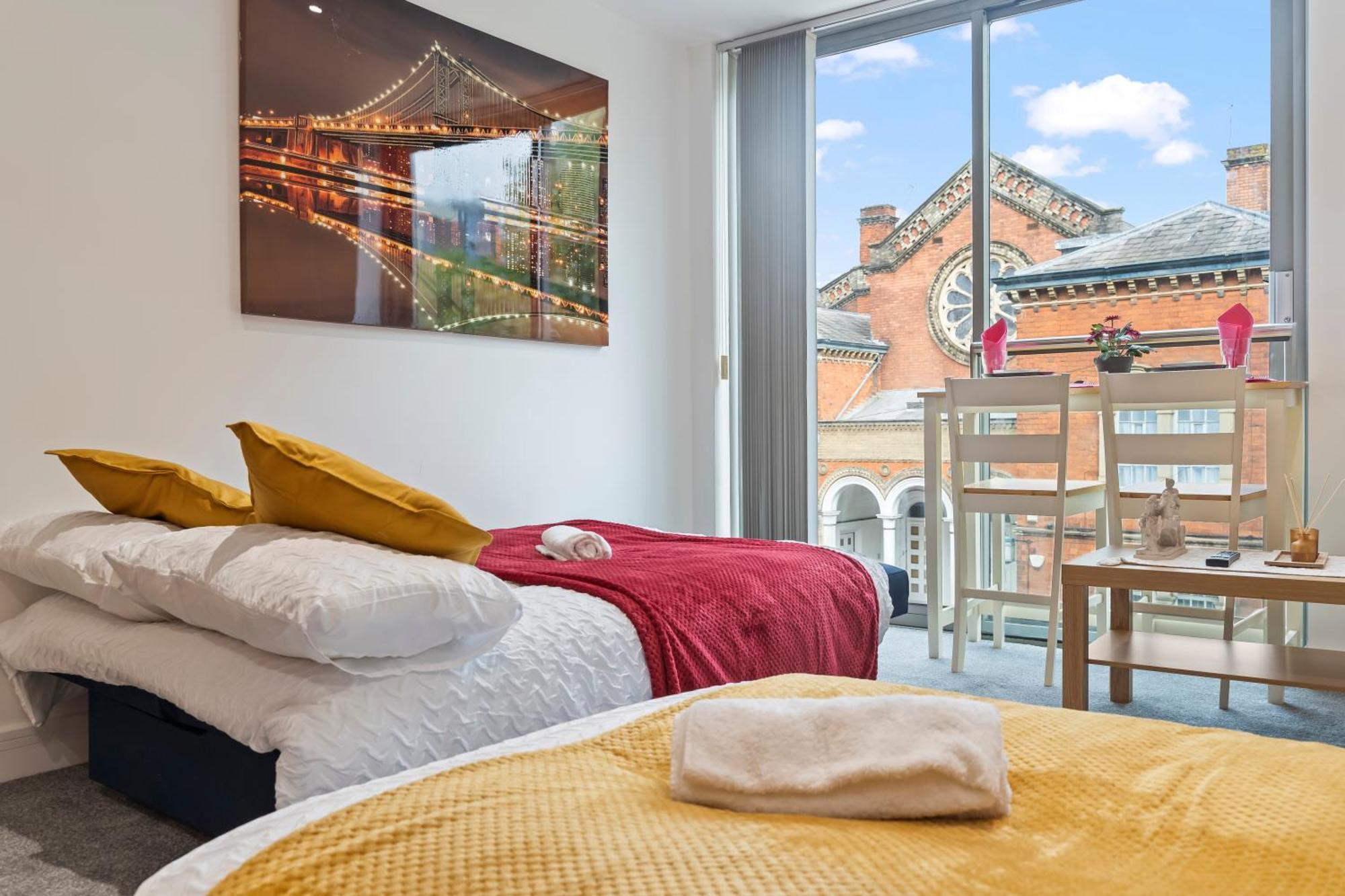 Heart Of City Centre Luxury Apartment With Secure Underground Parking Birmingham Eksteriør billede