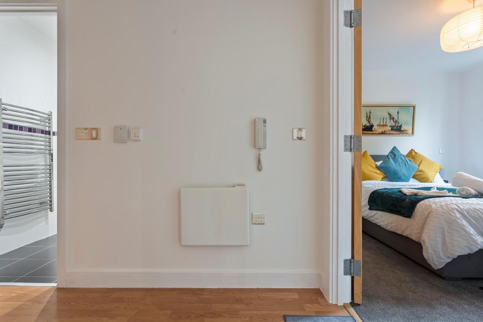 Heart Of City Centre Luxury Apartment With Secure Underground Parking Birmingham Eksteriør billede